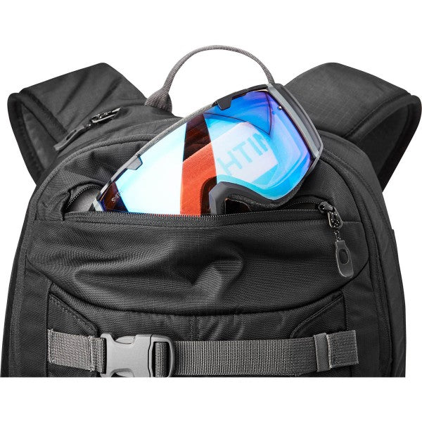 Mochila Dakine Wndr Pack 25 Lts - Tienda de Deportes Outdoor, Indumentaria  Nautica y para la Montaña, Kayak y Campamento